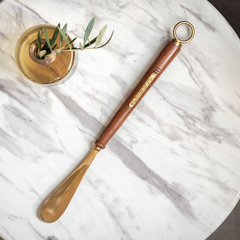 シューホーン 靴べら 真鍮 木 長さ 46cm ロング 靴ベラ おしゃれ 高級 ギフト プレゼント 父の日 敬老の日 男性 雑貨 インテリア 玄関 ダルトン DULTON 90399 | ブランド登録なし | 18