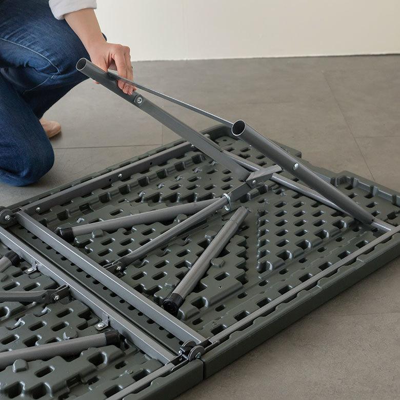 アウトドアテーブル 折りたたみ 4人掛 プラスチック スチール ブラック オリーブ ミリタリーカラー 取っ手付き ピクニック キャンプ  コンパクト 90418 | ブランド登録なし | 15