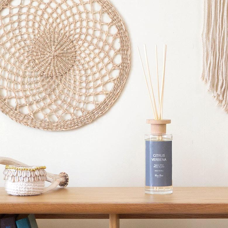 ディフューザー リードタイプ フレグランスオイル 300ml ガラス ウッド スティック  芳香　インテリア　90427 | ブランド登録なし | 13