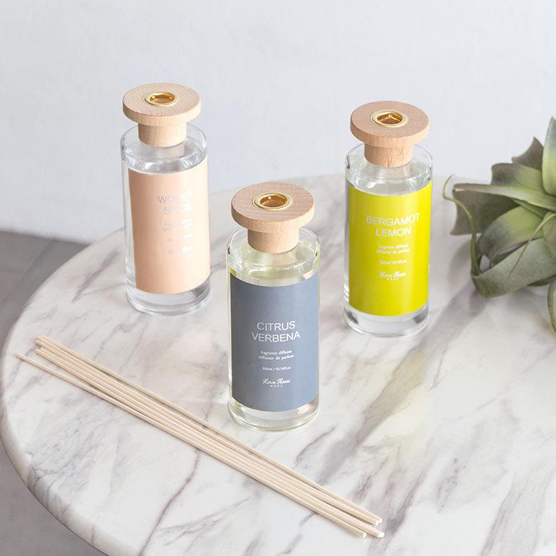 ディフューザー リードタイプ フレグランスオイル 300ml ガラス ウッド スティック  芳香　インテリア　90427 | ブランド登録なし | 22