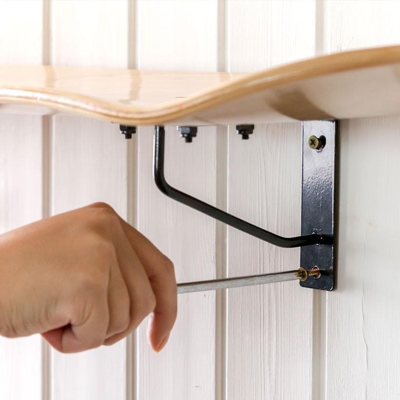 本物のスケートボードから作られた ウォールシェル 棚 DIY アメリカン