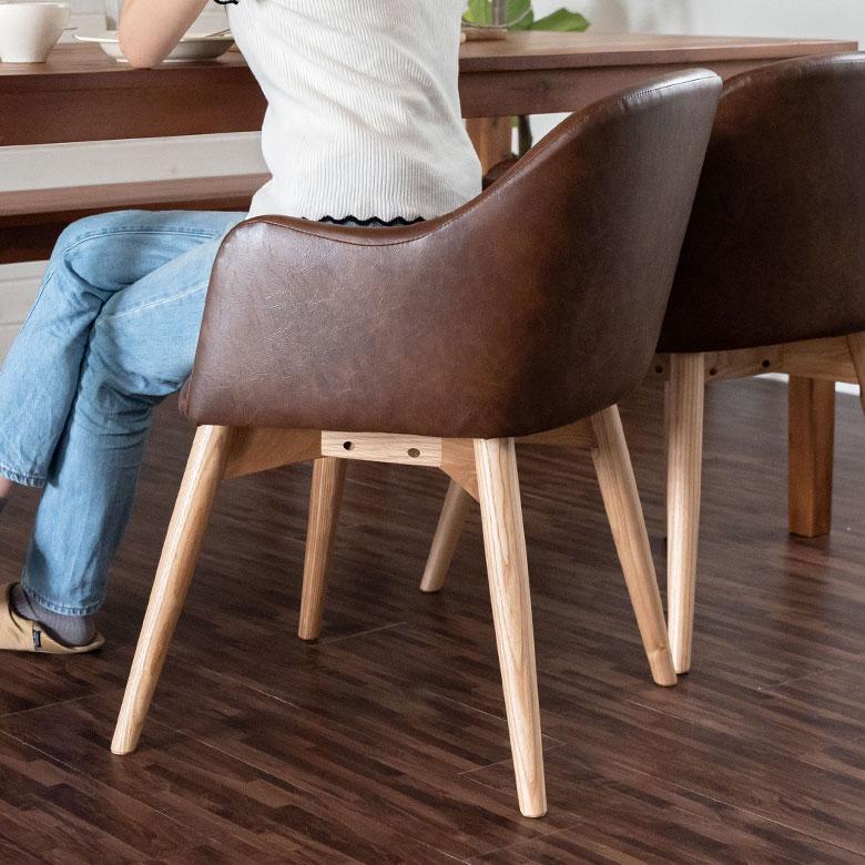 ダイニングチェア ソフトレザー ブラウン キャメル 肘掛付き アーム