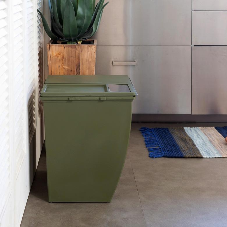 ダストボックス プッシュ式 スリムコンテナ ポリプロピレン 連結 キャスター付き スリムタイプ 20リットル 無地 スタイリッシュ 男前 キッチン 91474 | 東谷 | 09