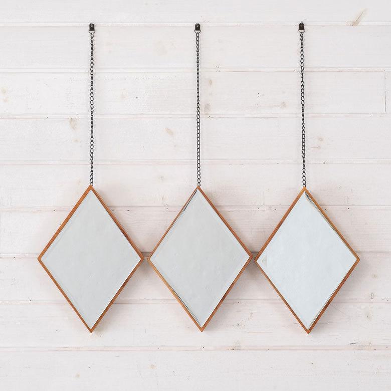 ミラー 鏡 ひし形 木 飛散防止 ３個セット ダイヤ 天然木 ミンディ チェーン付き 飛散防止ミラー 壁掛け 吊り下げ ３パーツ ３連 アンティーク調 91488 | ブランド登録なし | 07