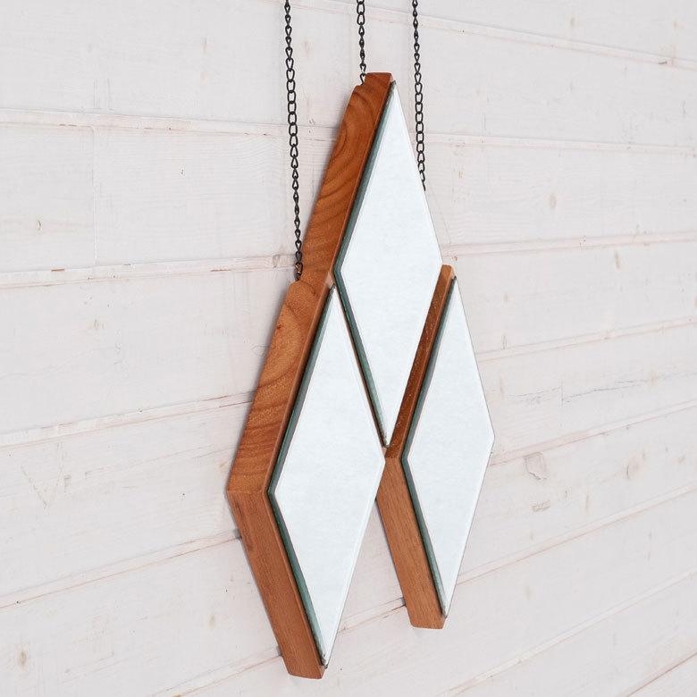 ミラー 鏡 ひし形 木 飛散防止 ３個セット ダイヤ 天然木 ミンディ チェーン付き 飛散防止ミラー 壁掛け 吊り下げ ３パーツ ３連 アンティーク調 91488 | ブランド登録なし | 08