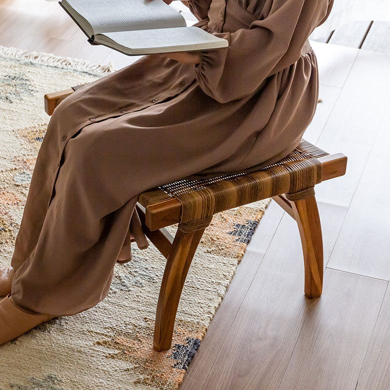 チェア 1人掛け 1P アーム 肘掛 オットマン 付き いす 椅子 イス 天然木 チーク 耐水 汚れに強い 北欧 リゾート おしゃれ ナチュラル 家具 西海岸 91530 | 東谷 | 03