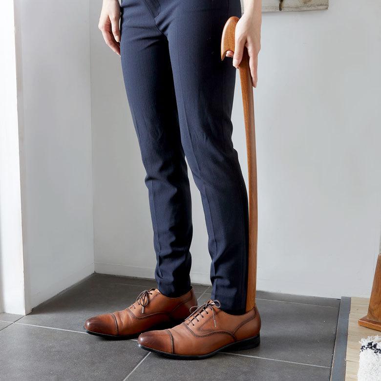 シューホーン 靴 べら 木製 ロング スタンド 付き ベラ 天然木 おしゃれ 北欧 玄関 オフィス インテリア ギフト プレゼント 父の日 敬老の日 雑貨 西海岸 91538 | ブランド登録なし | 17