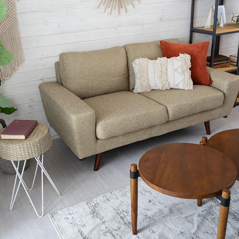 ソファ 2人 掛け 脚付き クッション付き 木フレーム ロー タイプ ゆったり ファブリック 布 家具 ルシア 北欧  おしゃれ リゾート おうち時間 西海岸 91554 | 東谷 | 08
