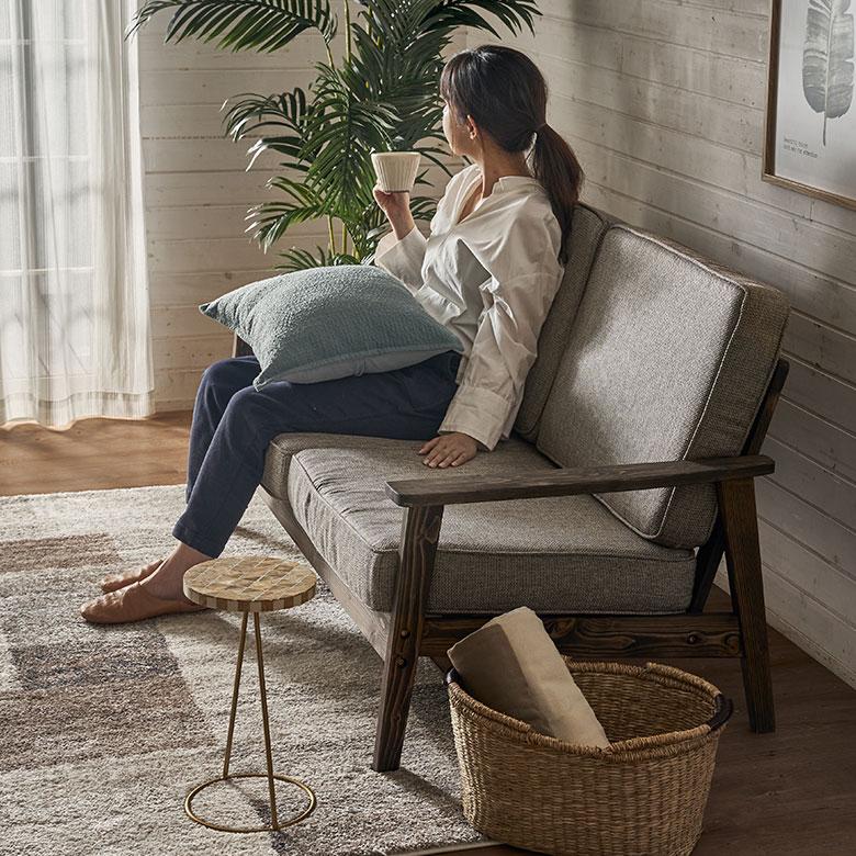 ソファ 2人 掛け 二人 2P 天然木 ウッド 木製 約 W 141cm D 75cm H 78cm ひじ掛け ファブリック リビング 北欧 おしゃれ 家具 インテリア 西海岸 91591 | 東谷 | 03