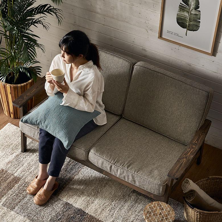 ソファ 2人 掛け 二人 2P 天然木 ウッド 木製 約 W 141cm D 75cm H 78cm ひじ掛け ファブリック リビング 北欧 おしゃれ 家具 インテリア 西海岸 91591 | 東谷 | 06