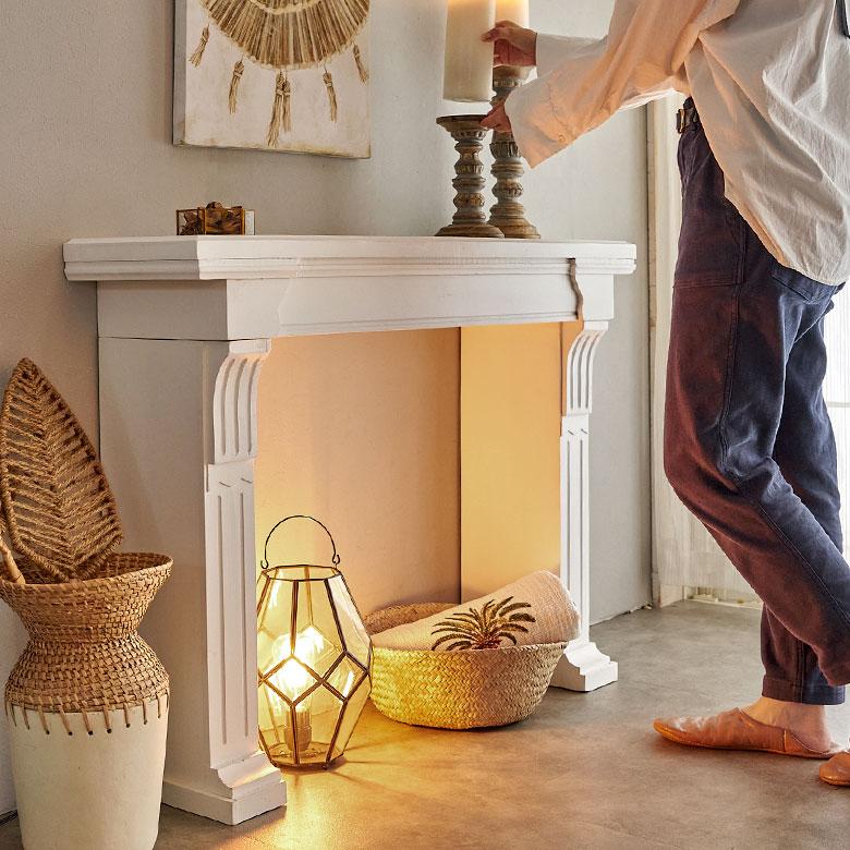 マントルピース 飾り棚 天然木 木製 杉 幅 100cm ディスプレイ コンソール 暖炉 装飾 収納 棚 アンティーク調 インテリア 家具 おしゃれ 北欧 西海岸風 91592 | 東谷 | 03