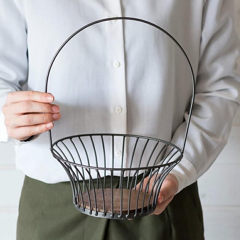 バスケット ワイヤーバスケット かご ラウンド型 アーチハンドル付き 底板付き 持ち手付き ハンギング 吊り下げ フラワーバスケット フルーツバスケット 92078 | ブランド登録なし | 01