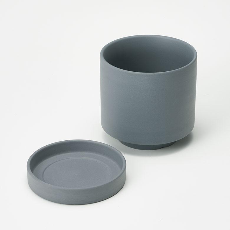 陶器製鉢　取っ手付き ダークグレー 植木 鉢 陶器 マット 4号 受皿 底穴あり 小型 Sサイズ 直径 約