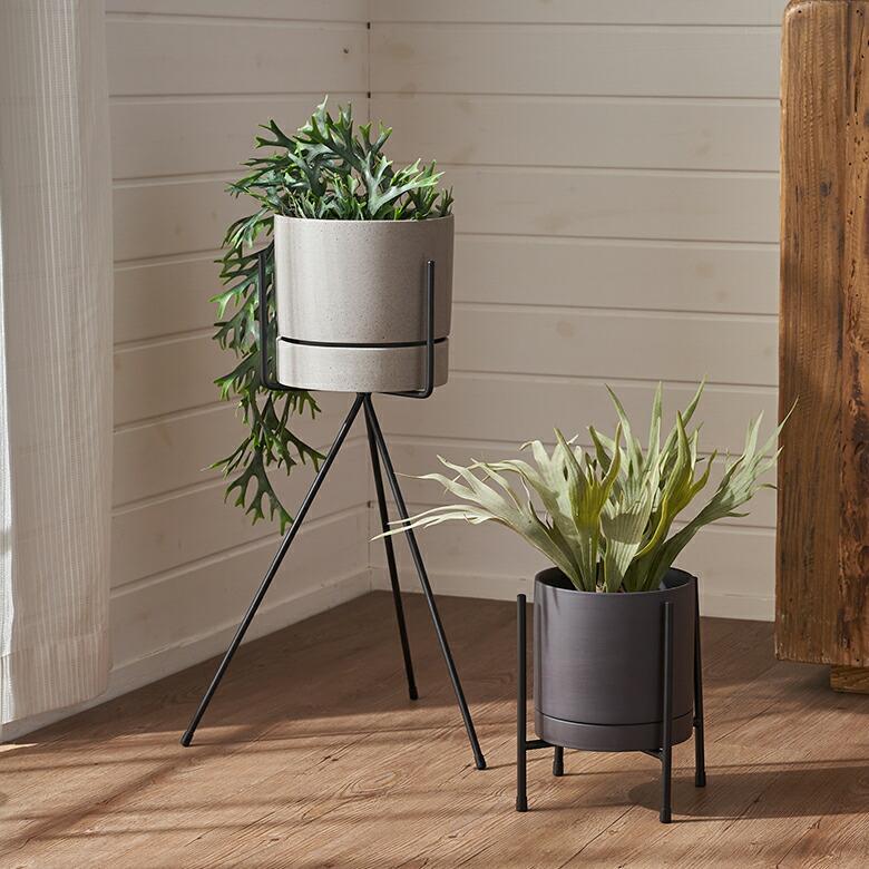 プランター スタンド フォーク型 アイアン 鉄 高さ 50cm 植木 鉢 ブラック 6号 ポット ラック フラワー 3本 三脚 おしゃれ 北欧 雑貨 インテリア 西海岸 94036 | ブランド登録なし | 05