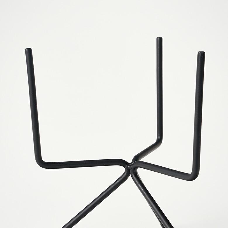 プランター スタンド フォーク型 アイアン 鉄 高さ 25cm 植木 鉢 ブラック 6号 ポット ラック フラワー 3本 三脚 おしゃれ 北欧 雑貨 インテリア 西海岸 94037 | ブランド登録なし | 08