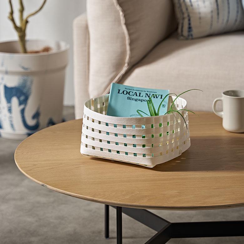 日本製 バスケット かご 8.5L 浅型 通気性 紙 ペーパー 和紙 果物 野菜 卓上 スクエア 収納 小物 入れ メッシュ デザイン おしゃれ 北欧 雑貨 西海岸 94045 | Bandc | 10