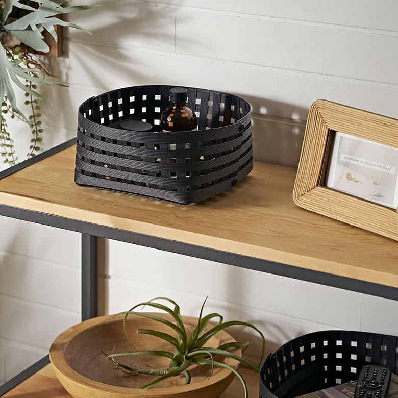 日本製 バスケット かご 8.5L 浅型 通気性 紙 ペーパー 和紙 果物 野菜 卓上 スクエア 収納 小物 入れ メッシュ デザイン おしゃれ 北欧 雑貨 西海岸 94045 | Bandc | 08