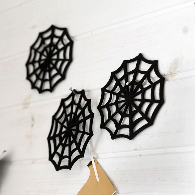 クモの巣 ハロウィン パーティーグッズ S ウォールデコレーション ホームパーティー 雑貨 フェルト 壁飾り 94106 | ブランド登録なし | 02