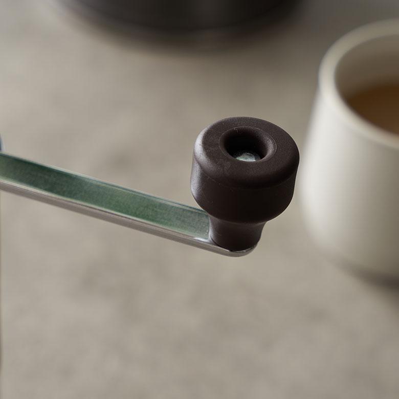 コーヒー ミル 卓上 ハンドル付 日本製 100ml 手 動 豆 挽き セラミック刃 粒度調節 分解 洗浄 すべり止め 珈琲 カフェ おしゃれ 水洗い モダン 西海岸 94178 | ブランド登録なし | 06