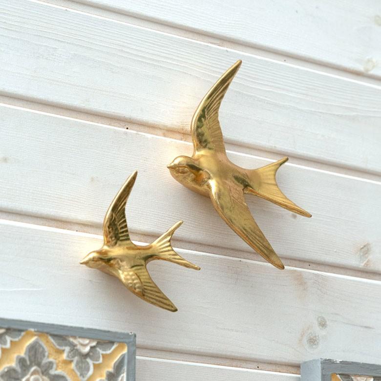 木彫りのツバメ 壁飾り オーナメント４羽と巣 ヨーロッパ 渡り鳥 小鳥/K244 51i+rZvWIqL.jpg_BO30,255,255,