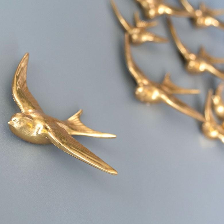 壁飾り ツバメ 鳥 ウォールデコレーション 幅約14cm ゴールド オーナメント アジア雑貨 おしゃれ 北欧 インテリア アンティーク調 94222 | ブランド登録なし | 09