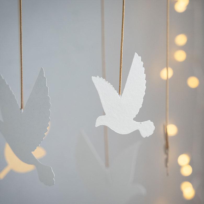 モビール ハト オリーブ オーナメント ブリキ 約 直径 10cm 高さ 28cm クリスマス 装飾 飾り 吊り下げ デコレーション おしゃれ 北欧 雑貨 西海岸 94749 | ブランド登録なし | 05