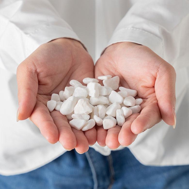 マルチング ストーン 天然石 600g 化粧 石 飾り カバー 鉢土 隠し カラー 植物 グリーン フラワー 花 リゾート おしゃれ 北欧 インテリア 雑貨 西海岸 94769 |  | 13