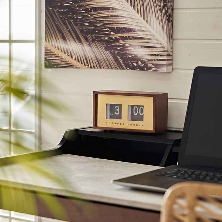 置き 時計 アナログ クロック ウッド スチール 乾電池 レトロ インダストリアル 卓上 めくり パタパタ おしゃれ 北欧 リゾート 雑貨 インテリア 西海岸 94805 | HERMOSA | 12