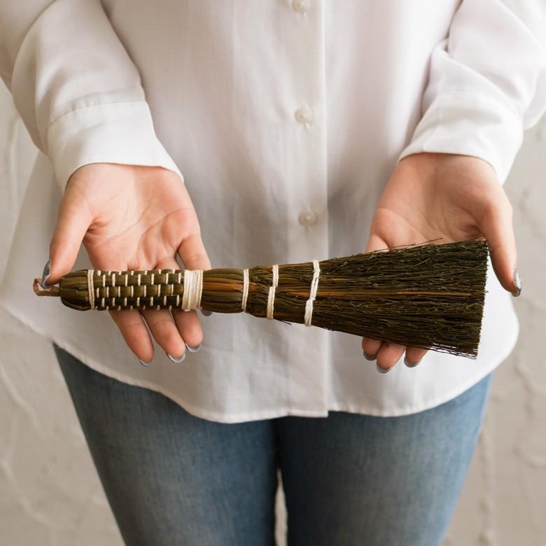 ほうき S ハンドタイプ 天然素材 藁 掃除 掃除道具 清掃 コンパクト デスク ソルガム 約27cm おしゃれ 95029 | ブランド登録なし | 03