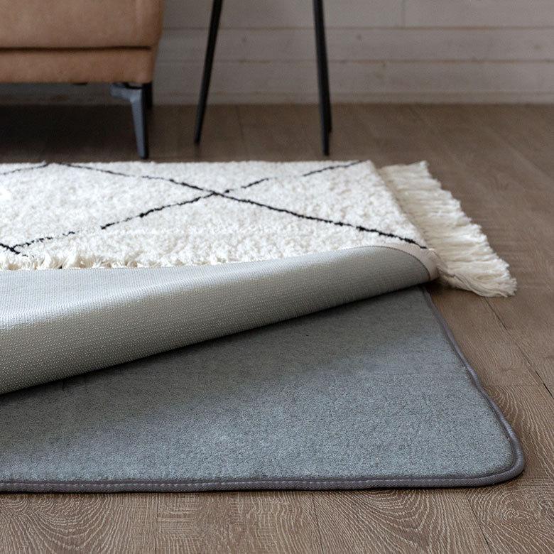 下敷き専用ラグ 約170×170cm ふかピタ 防音 滑り止め クッション性 特許取得 2畳 洗える 厚手 96034 | ブランド登録なし | 01