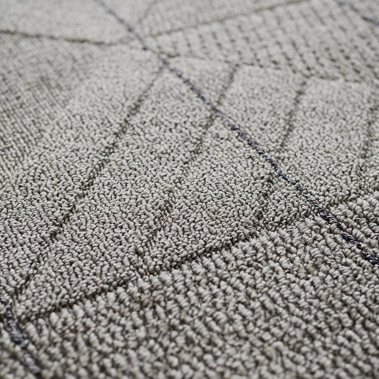 ラグ マット 日本製 国産 130×185cm 洗える 防ダニ 床暖房対応 丸洗い可 オールシーズン 春 夏 秋 冬 ウォッシャブル コンパクト 幾何学模様 96072 | スミノエ | 04