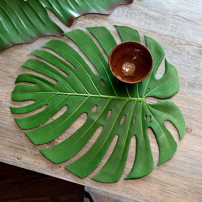 モンステラ　テーブル　葉っぱ　ブラウン モンステラ テーブル 葉っぱ ブラウン