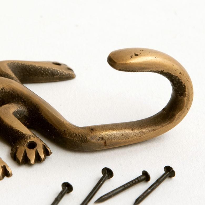 取っ手 ドアノブ 真鍮製 ヤモリ型 幅5cm 高さ9.5cm アンティーク風 つまみ DIY 付け替え 引き出し 家具 ハンドル 真鍮ノブ アジア工房 b-1375 | ブランド登録なし | 08