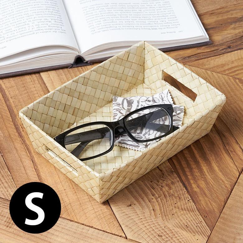 持ち手付き バスケット トレイ  Sサイズ パンダン 収納 トレー かご バスケット 整理 小物 入れ 籠 ケース ボックス ナチュラル 西海岸 bt-11736 | ELEMENTS（インテリア）