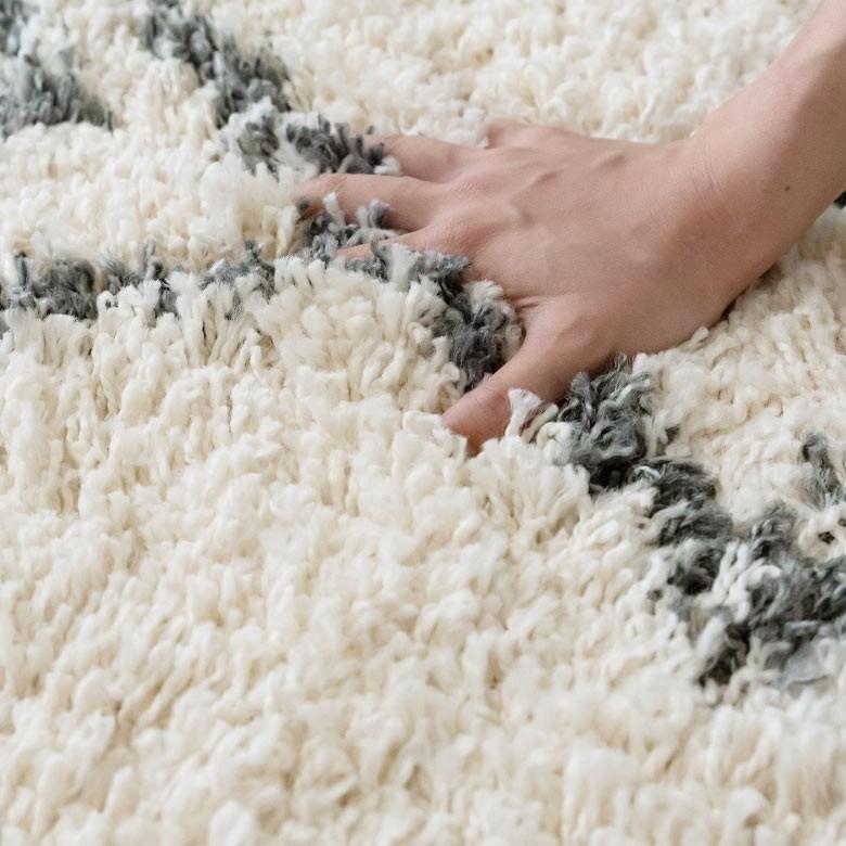 ラグ マット カーペット 約130×190cm エジプト製 モロッカン柄 ベニオワレン風 モノトーン ジグザグ 敷物 絨毯 北欧 インテリア eg84041 | ELEMENTS（インテリア） | 03