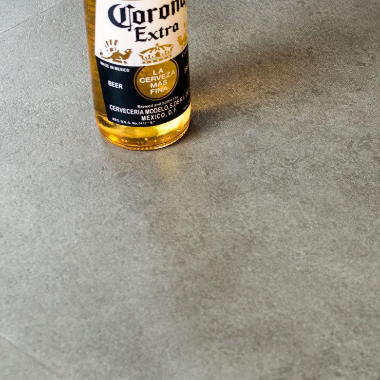 フロアタイル 12枚セット コンクリート調 置くだけ 接着剤不要 敷くだけ フローリング カーペット タイル DIY 床材 簡単 リフォーム 男前 トイレ 玄関 lf-21 | ブランド登録なし | 20