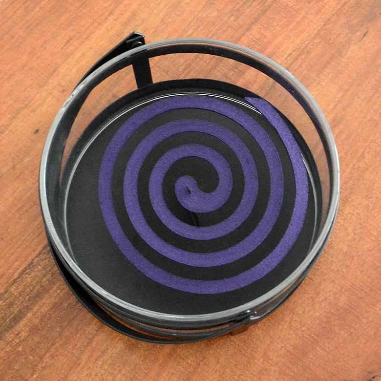 蚊取り線香立て 蚊取り線香入れ 蚊取り線香ホルダー おしゃれ ガラス 蚊取り線香 蚊遣り スチール製 黒 本体と専用フタのセット 虫よけ対策 set-6191 | ブランド登録なし | 08