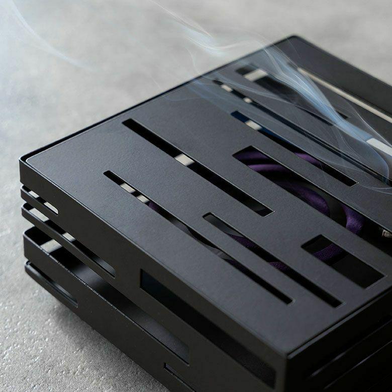 2個セット 蚊取り線香 入れ スクエア型 ス リットデザイン 幾何柄 スチール 製 蚊遣り ホルダー かやり 蚊やり アウトドア おしゃれ 西海岸 男前 stc2-67118 | ELEMENTS（インテリア） | 04