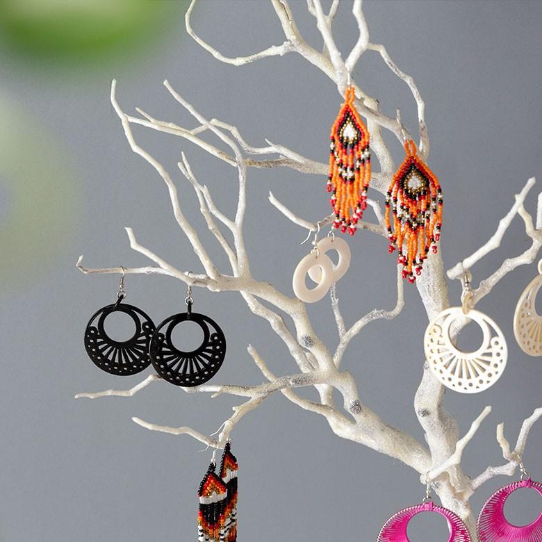 ピアス ブラック 揺れる キャトルホーン アジアン エスニック モダン バリ雑貨 透し彫り風 大人 おしゃれ vn50360 | ブランド登録なし | 06