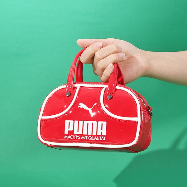 プーマのエナメルバック PUMA（プーマ） レディース エナメル ミニショルダーバッグ PUMA 1976
