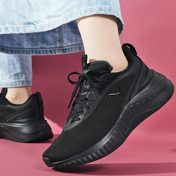 PUMA プーマ レディース スニーカー 履き心地抜群 ふわふわ