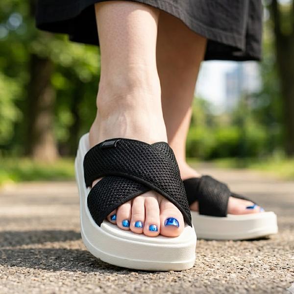 PUMA（プーマ） 2026春夏新作 レディース 厚底 サンダル リード