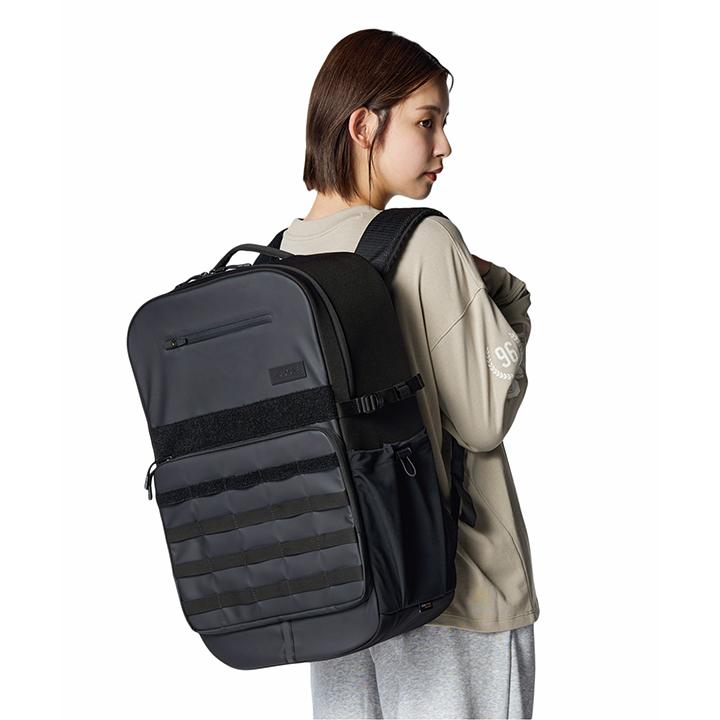 新品 アンダーアーマー UAトライアンフ ジム バック 黒 35L リュック UNDER ARMOUR（アンダーアーマー） 32%off 撥水 リュックサック メンズ