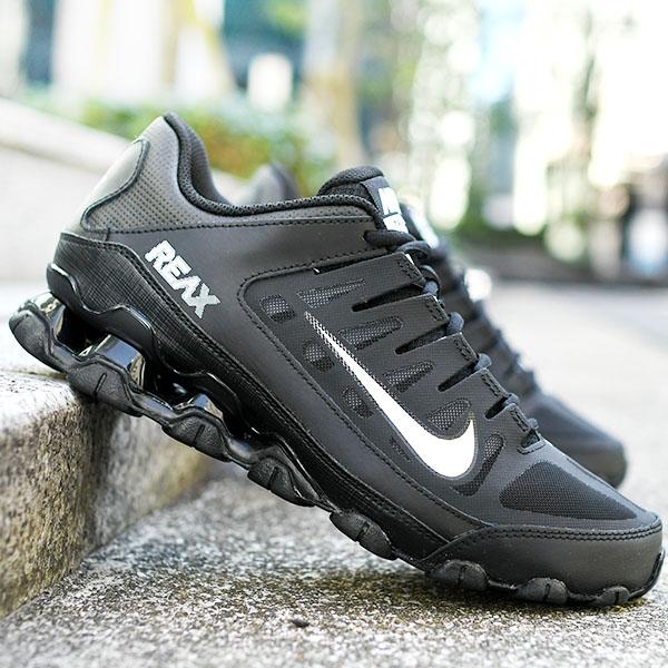 NIKE（ナイキ） ソールで魅せる スニーカー メンズ リアックス 8 TR
