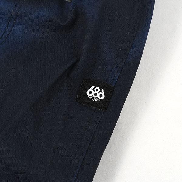686（シックスエイトシックス） 40%off スノーボードウェア 686 SIX