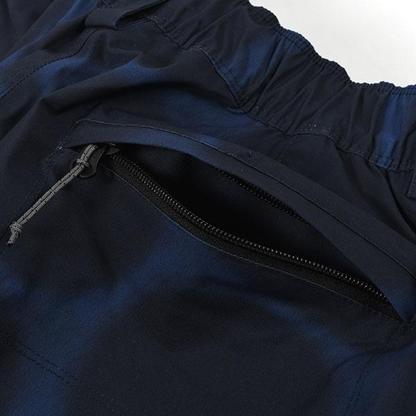 686（シックスエイトシックス） 40%off スノーボードウェア 686 SIX