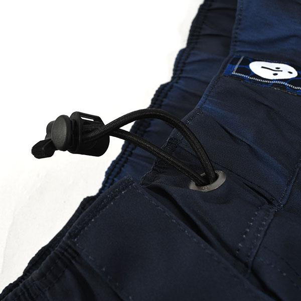 686（シックスエイトシックス） 40%off スノーボードウェア 686 SIX
