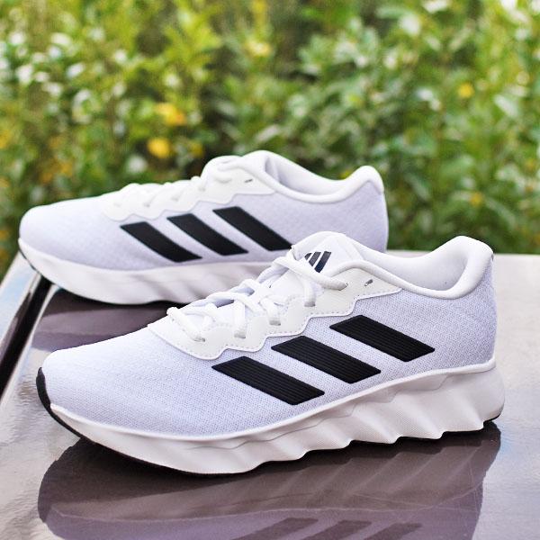 adidas（アディダス） メンズ レディース 厚底 ランニングシューズ