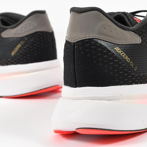 adidas（アディダス） 2026秋冬新色 メンズ 厚底 ランニングシューズ
