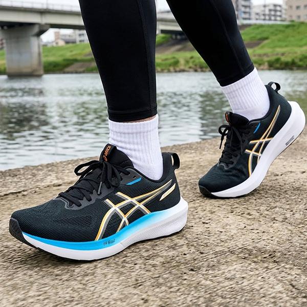 ASICS（アシックス） 2026春夏新色 送料無料 ランニングシューズ